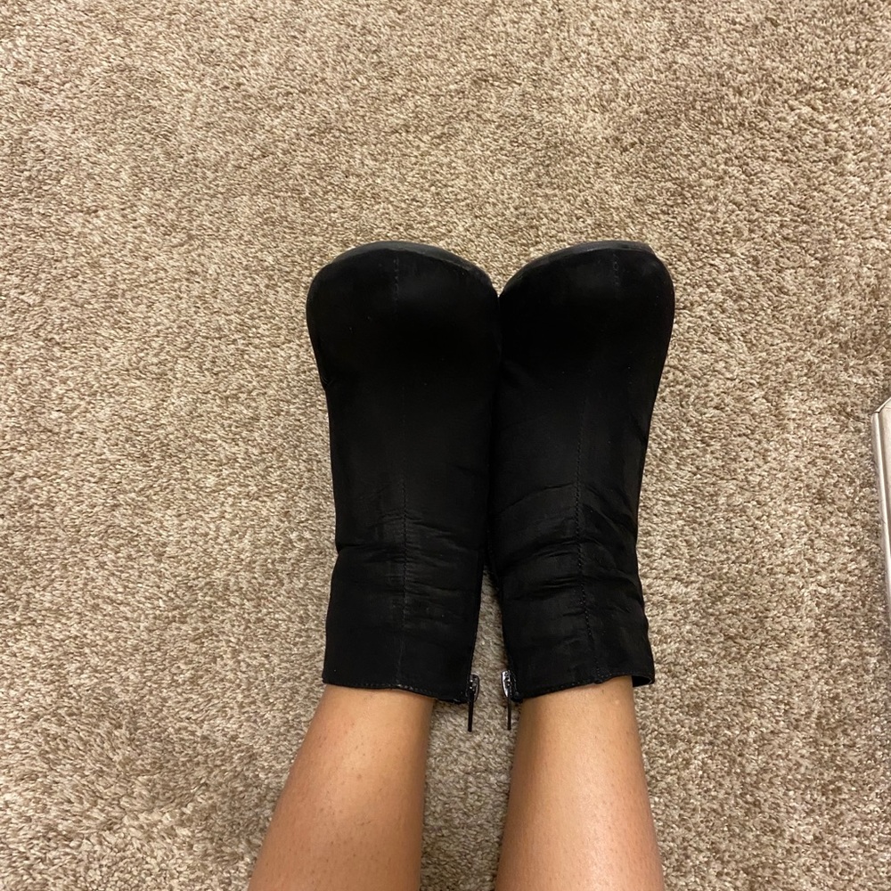 Zip up booties - Picture 2 of 5